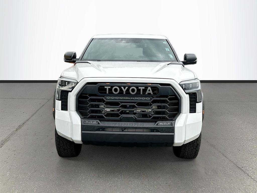 TOYOTA TUNDRA - 2
