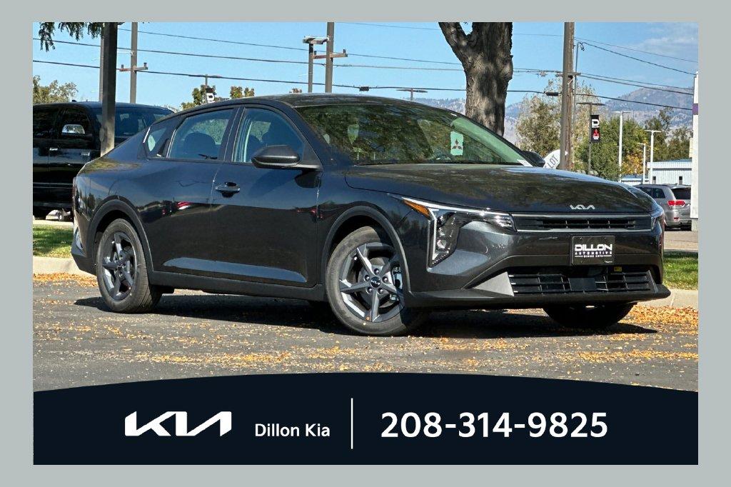 New 2026 Kia K4 LXS