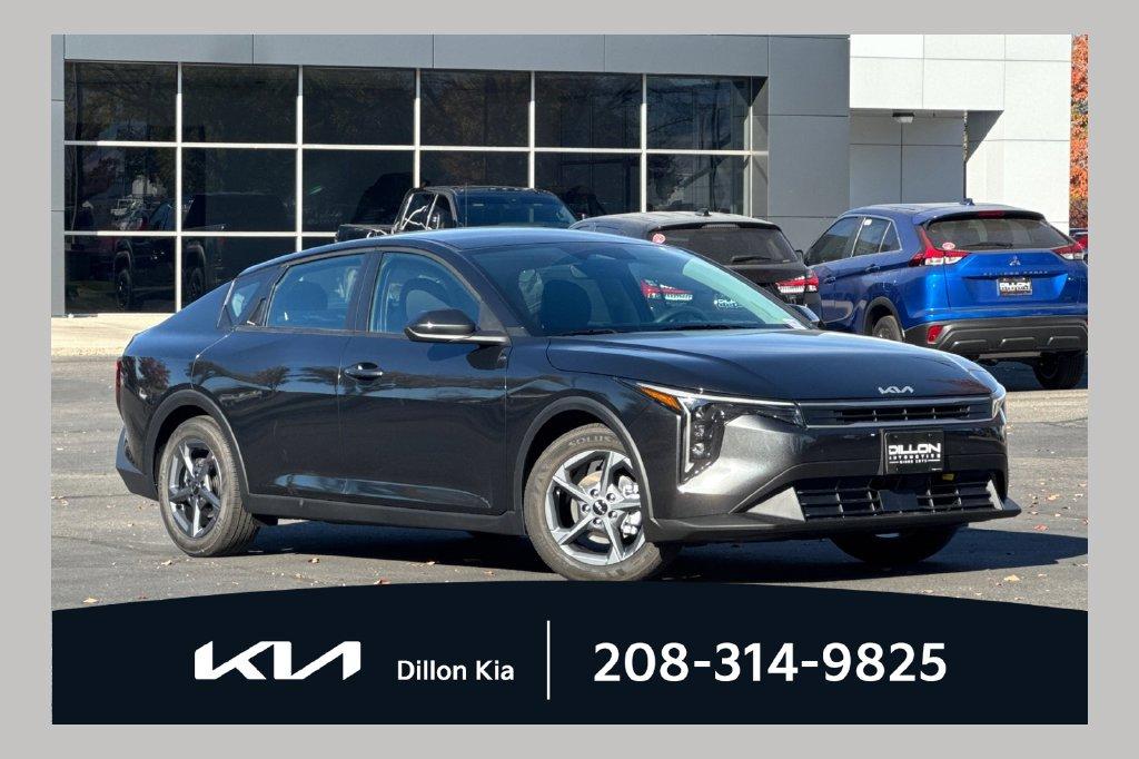 New 2026 Kia K4 LXS