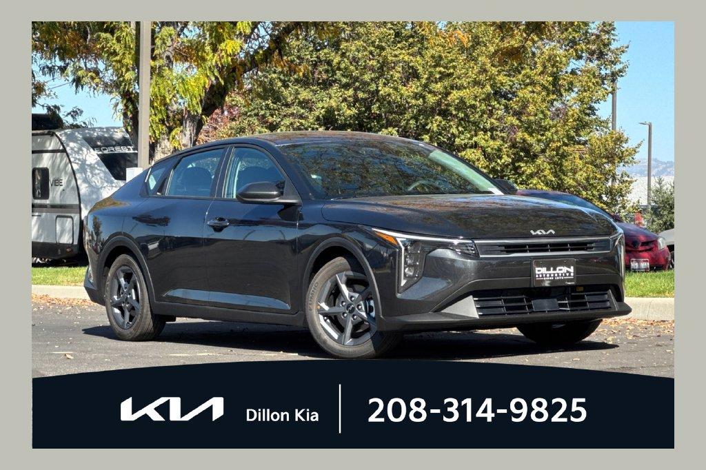 New 2026 Kia K4 LXS