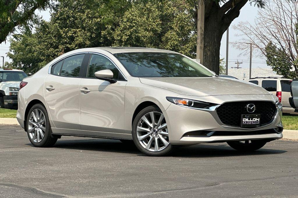 New 2026 Mazda Mazda3 FWD w/Preferred Package