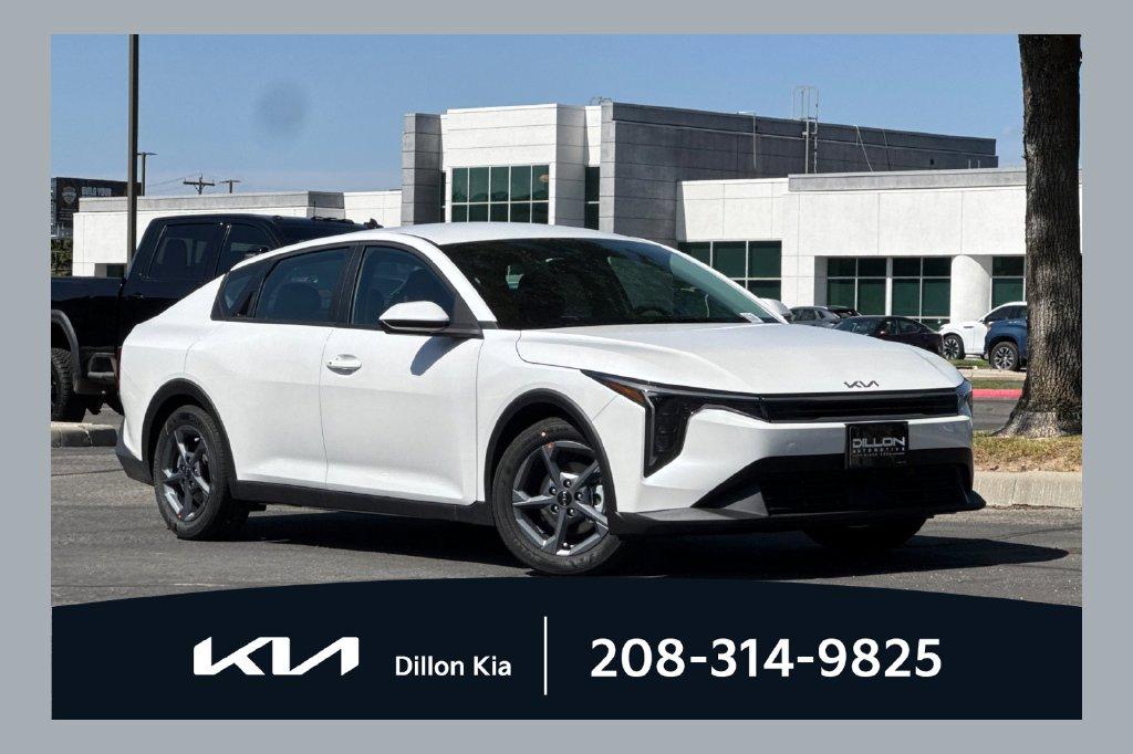 New 2026 Kia K4 LXS