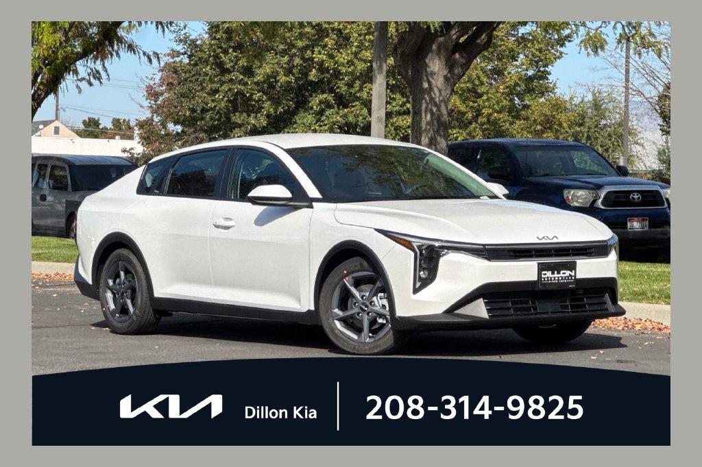 New 2026 Kia K4 LXS