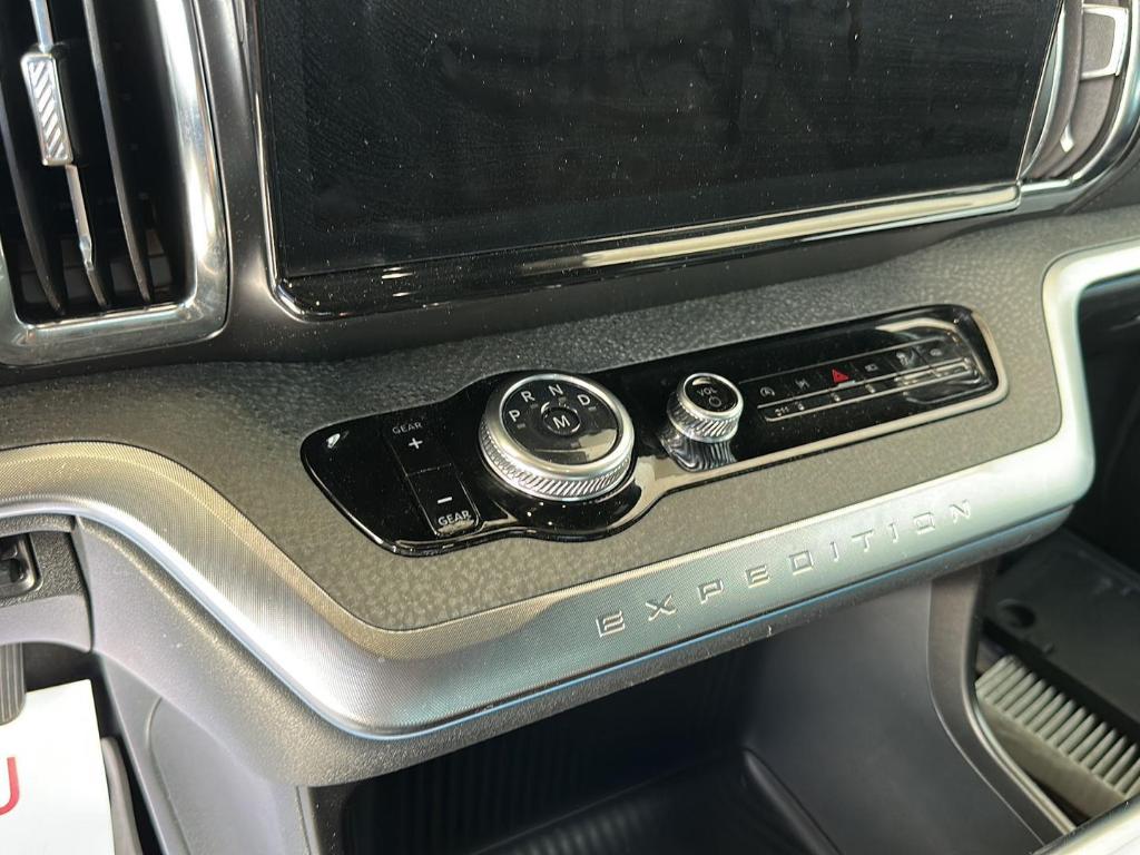 2025 FORD EXPEDITION TREMOR 缩略图 26