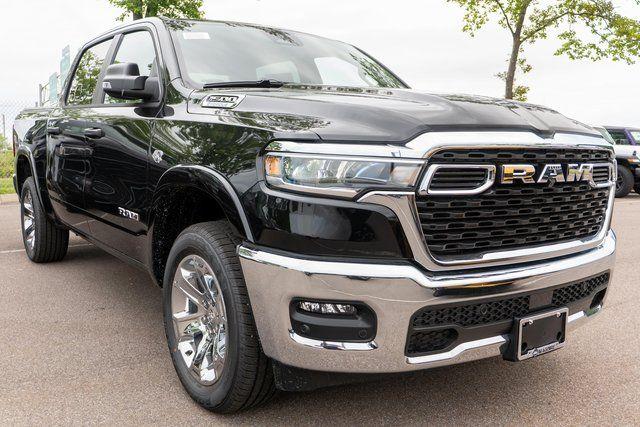 2026 RAM 1500 BIG HORN/LONE STAR photo 4