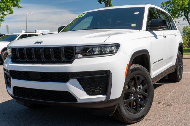 New 2026 Jeep Grand Cherokee L Laredo