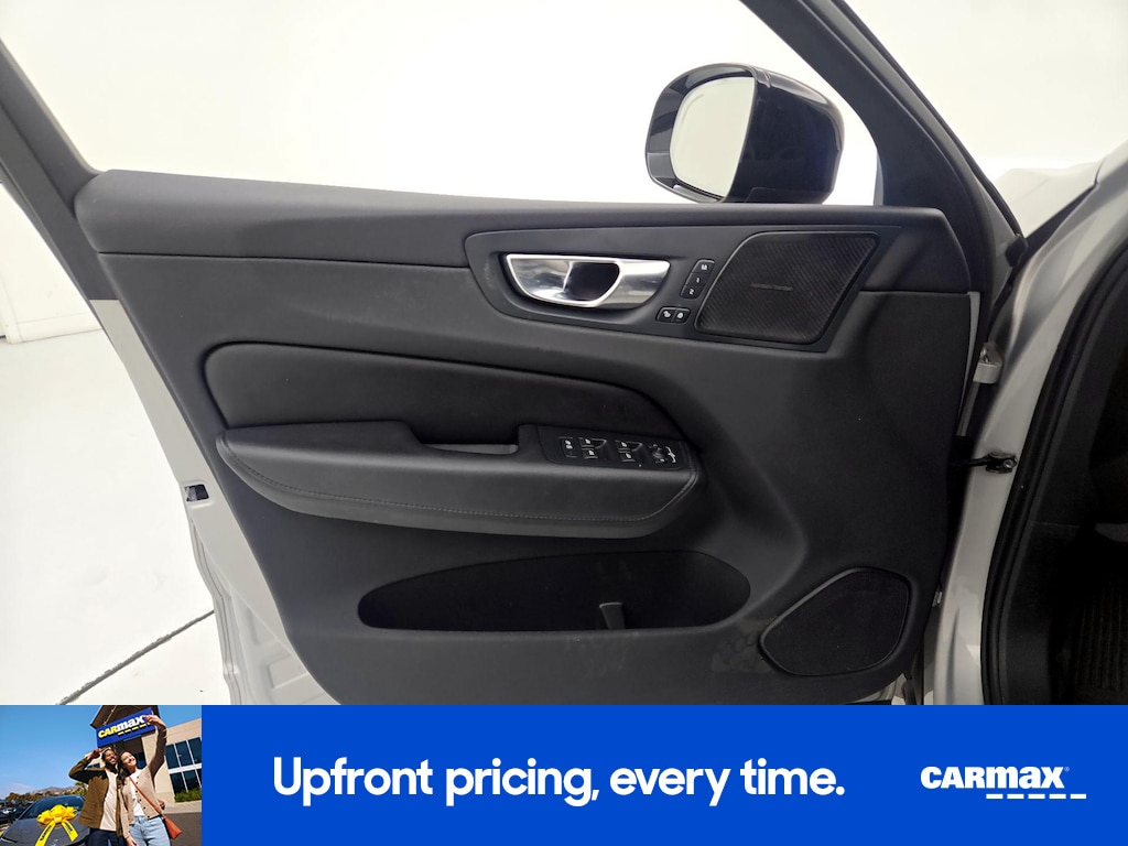2023 Volvo XC60 B5 PLUS DARK THEME 缩略图 15