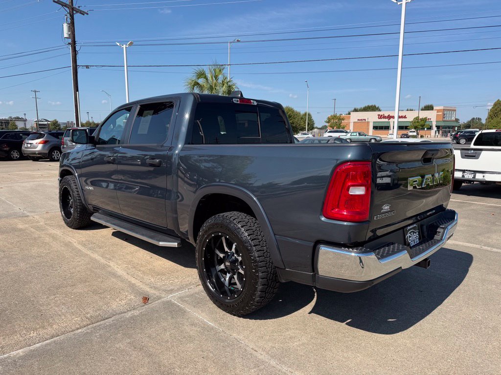 2025 RAM 1500 BIG HORN 照片 3