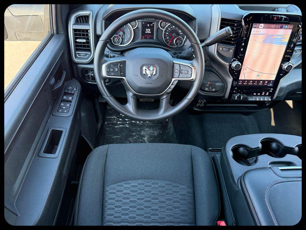 صورة مصغرة 14 لـ 2026 RAM 3500 TRADESMAN