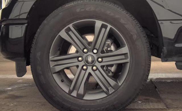FORD F-150 XLT - 4
