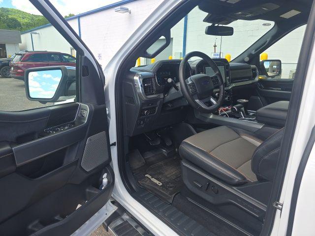 FORD F-150 LARIAT - 2