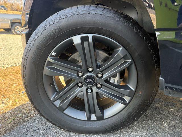 FORD F-150 XLT - 9