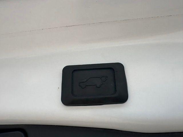 صورة مصغرة 34 لـ 2025 Toyota RAV4 XLE PREMIUM