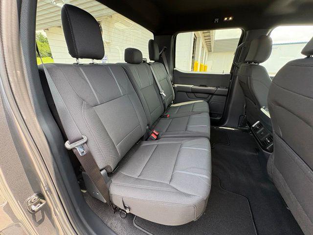صورة مصغرة 29 لـ 2026 FORD F-150 STX