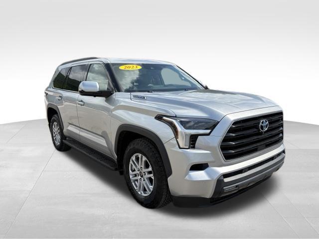 صورة 8 لـ 2023 Toyota SEQUOIA SR5
