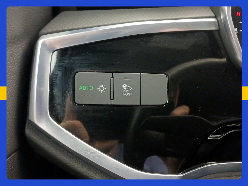 صورة 16 لـ 2023 AUDI Q3 S-LINE PREMIUM PLUS