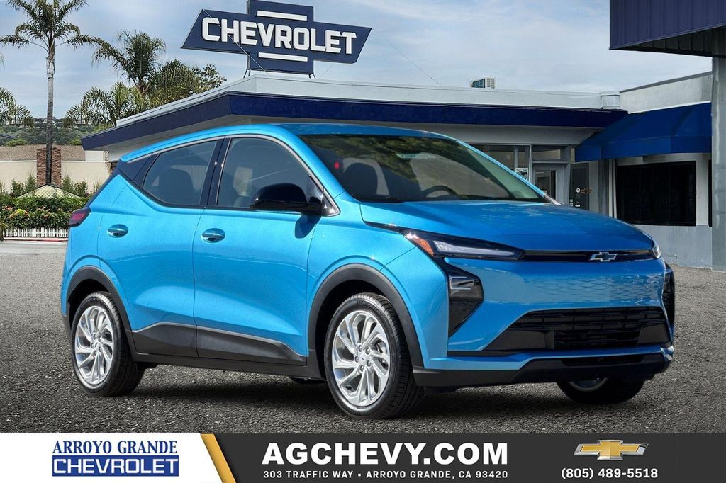 New 2027 Chevrolet Bolt LT FWD