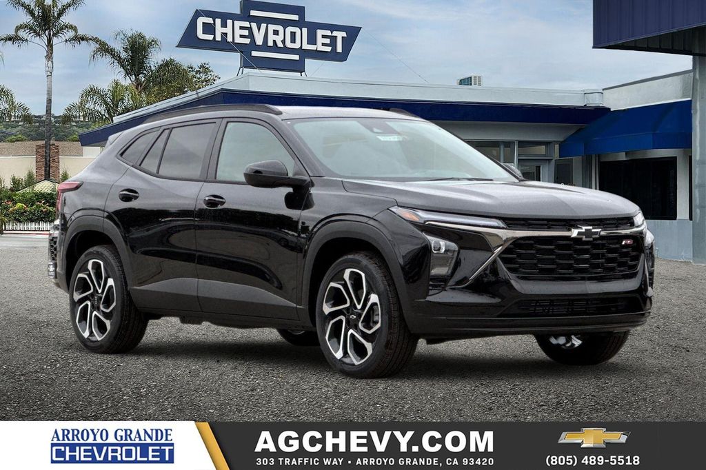 New 2026 Chevrolet Trax FWD 2RS