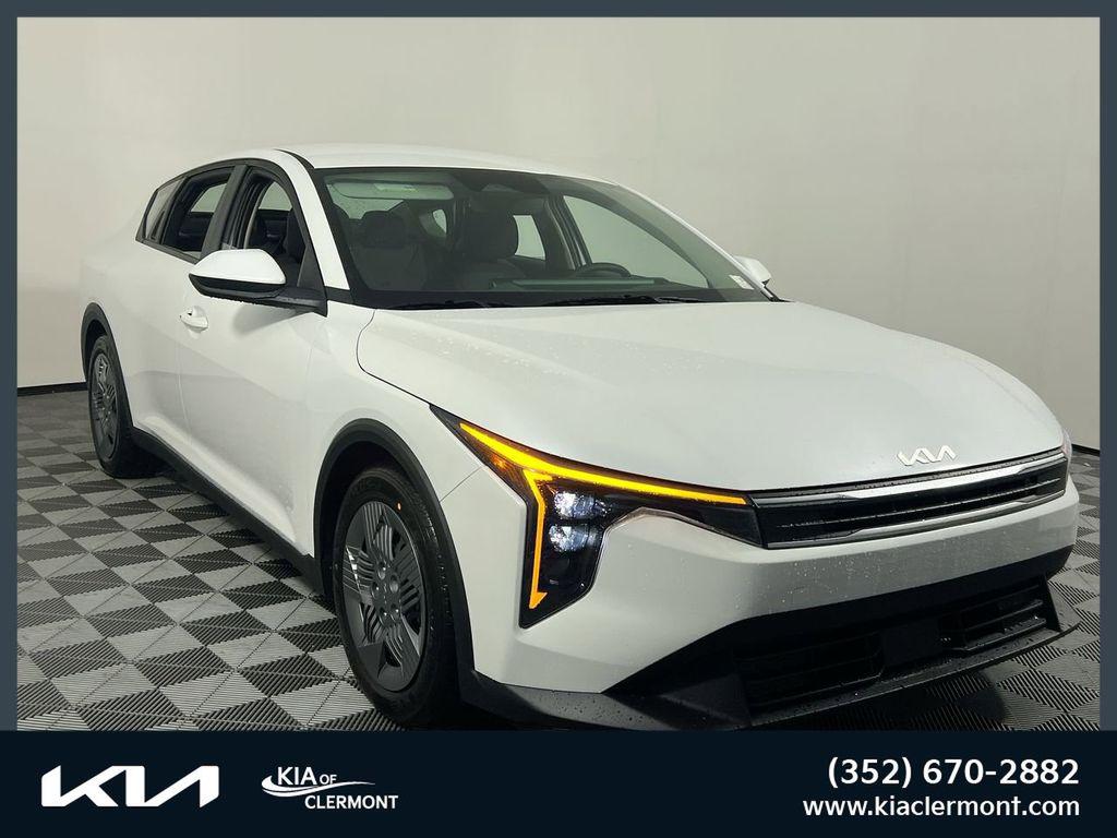 New 2026 Kia K4 LX