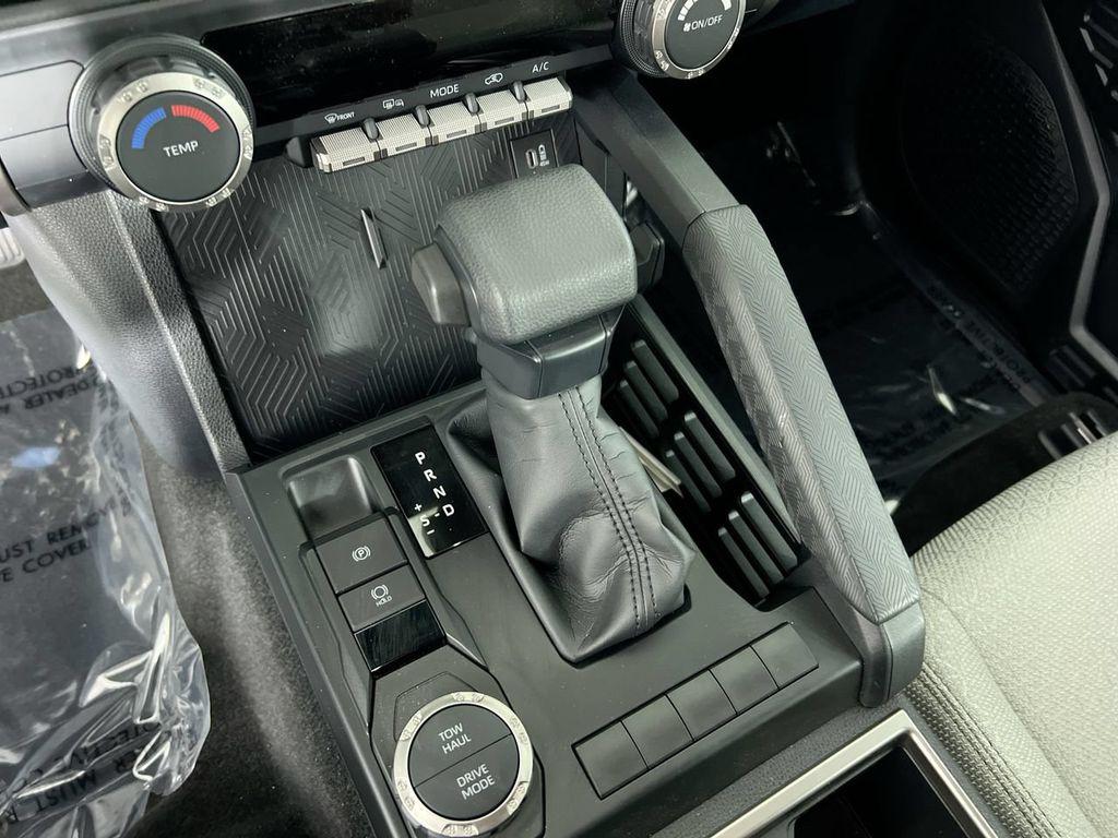 صورة مصغرة 22 لـ 2026 Toyota 4RUNNER SR5