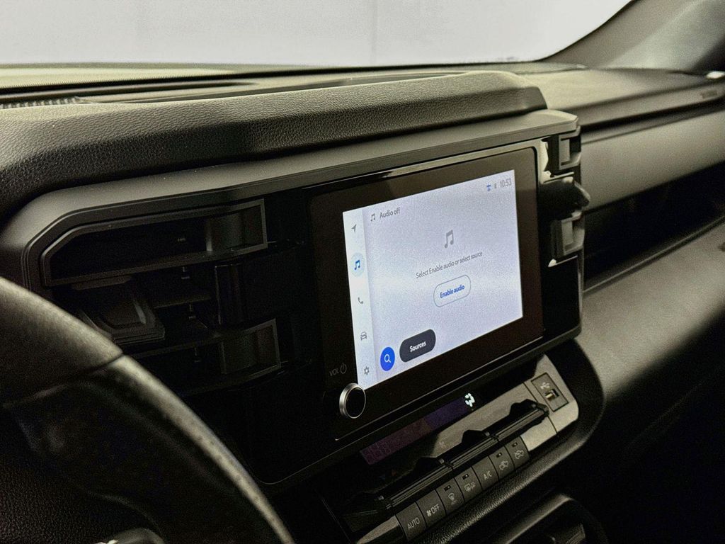2025 Toyota TUNDRA SR — фото 14