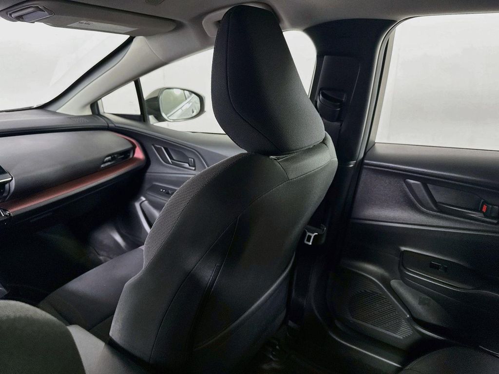 صورة 18 لـ 2023 Toyota PRIUS PRIME SE