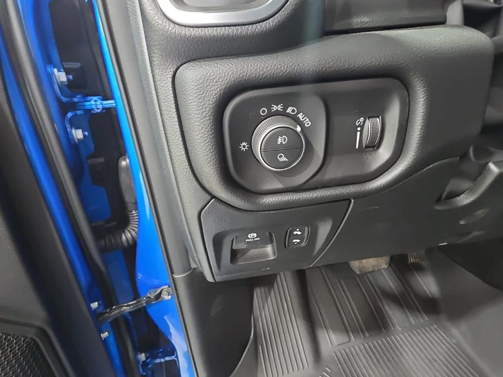 2026 RAM 1500 BIG HORN thumbnail 18