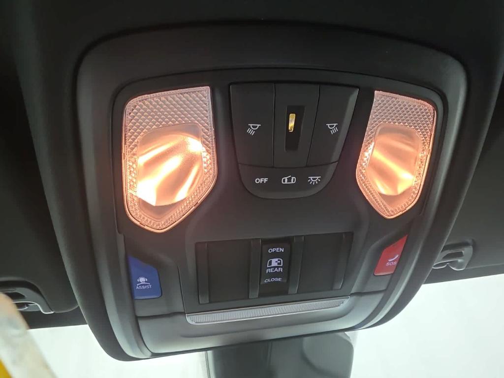 2026 RAM 1500 BIG HORN thumbnail 21