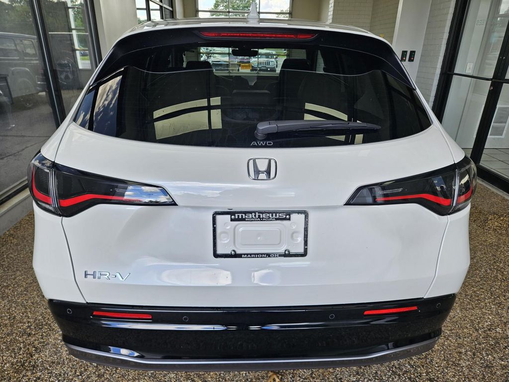 صورة 3 لـ 2027 Honda HR-V EX-L