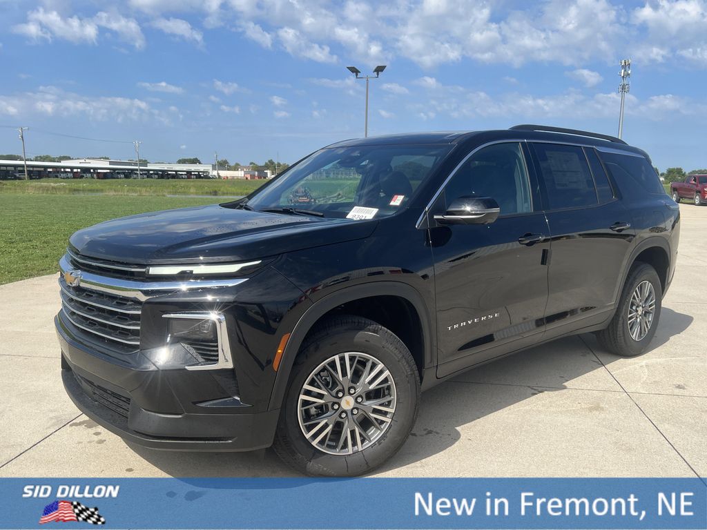 New 2027 Chevrolet Traverse LT
