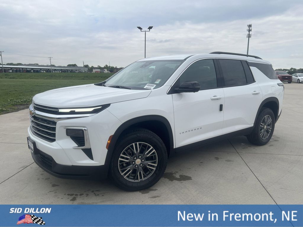 New 2026 Chevrolet Traverse LT