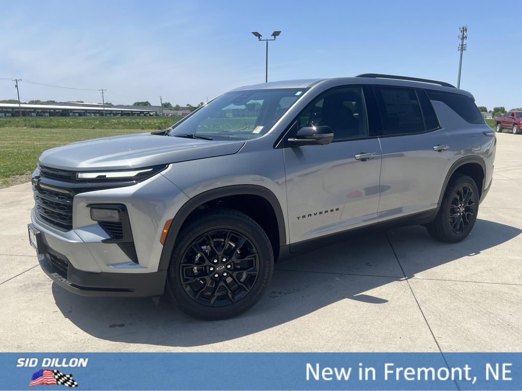 New 2026 Chevrolet Traverse LT