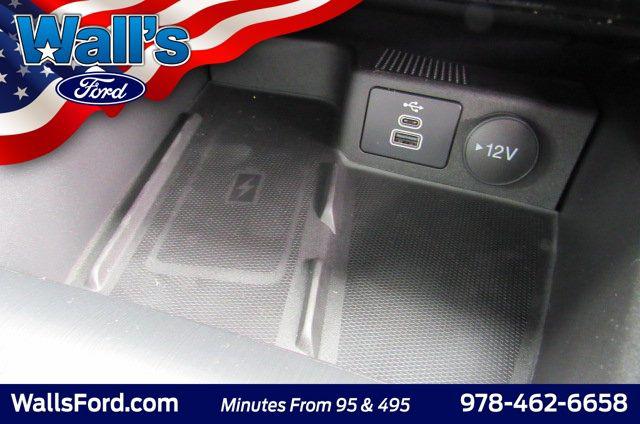 صورة 29 لـ 2024 FORD ESCAPE PHEV SE