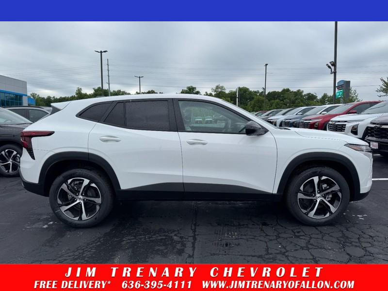 New 2026 Chevrolet Trax FWD 1RS