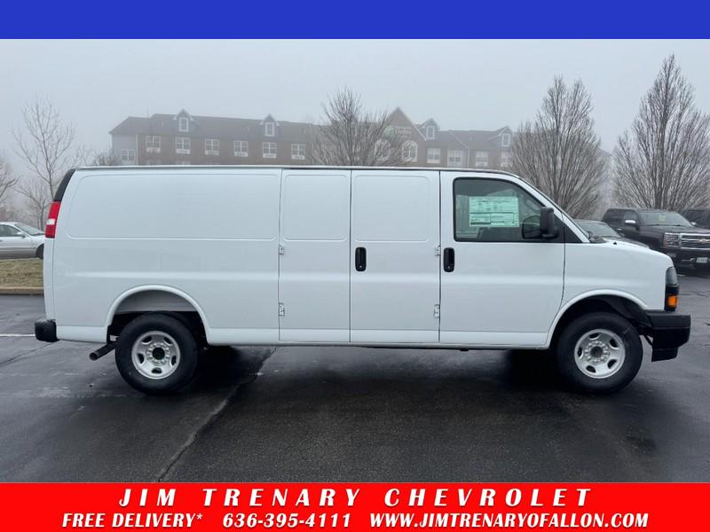 New 2026 Chevrolet Express 3500 3500 Extended Wheelbase, WT, RWD