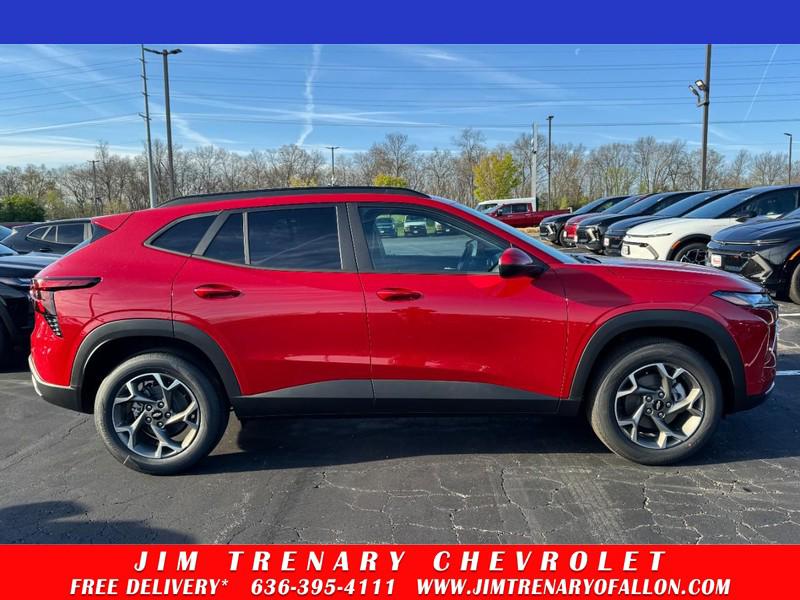 New 2026 Chevrolet Trax LT