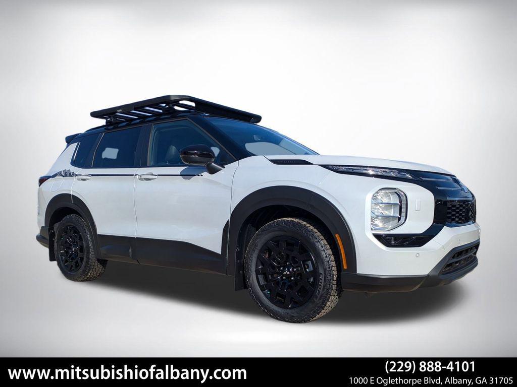 New 2026 Mitsubishi Outlander TRAIL EDITION S-AWC
