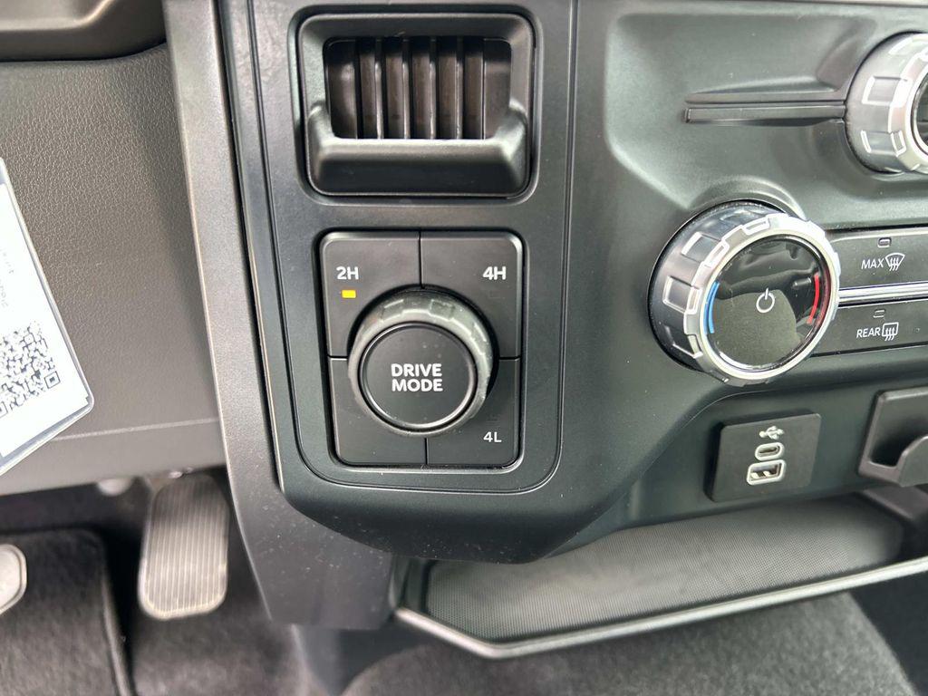 2025 FORD F-150 XLT — миниатюра 32