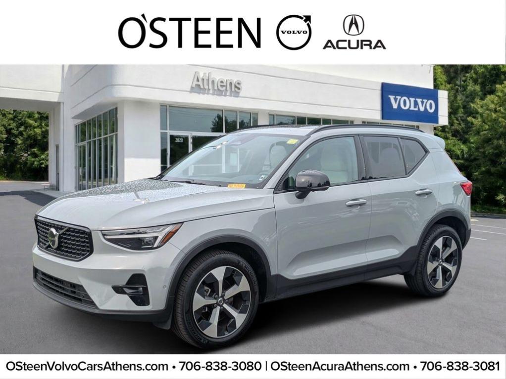 صورة 1 لـ 2026 Volvo XC40 B5 PLUS