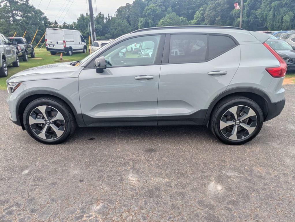 2026 Volvo XC40 B5 PLUS 照片 3