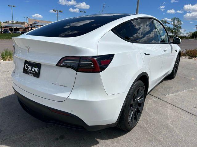 TESLA MODEL Y LONG RANGE - 8