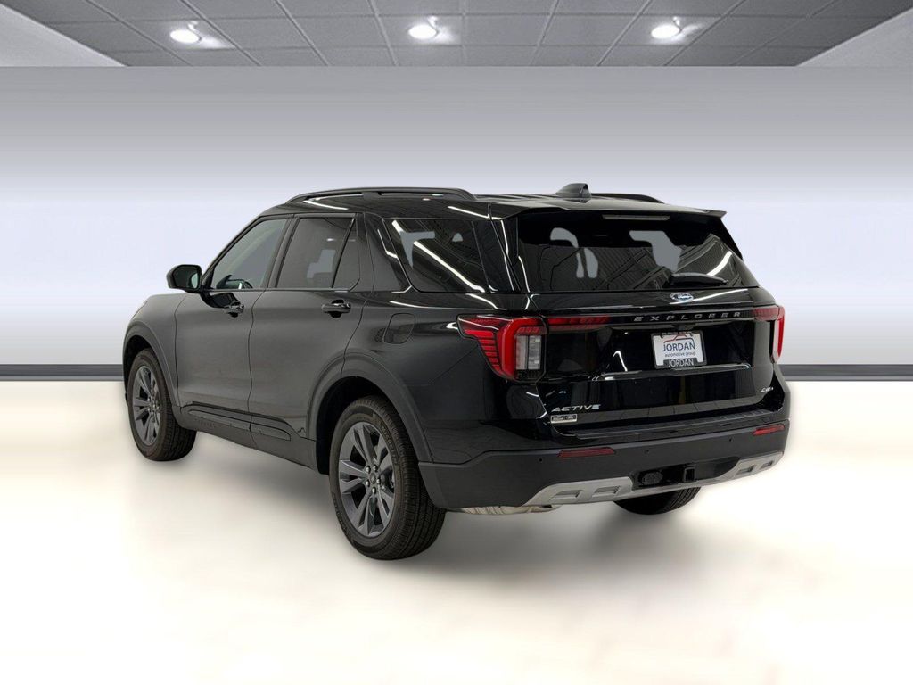 2026 FORD EXPLORER ACTIVE 照片 2