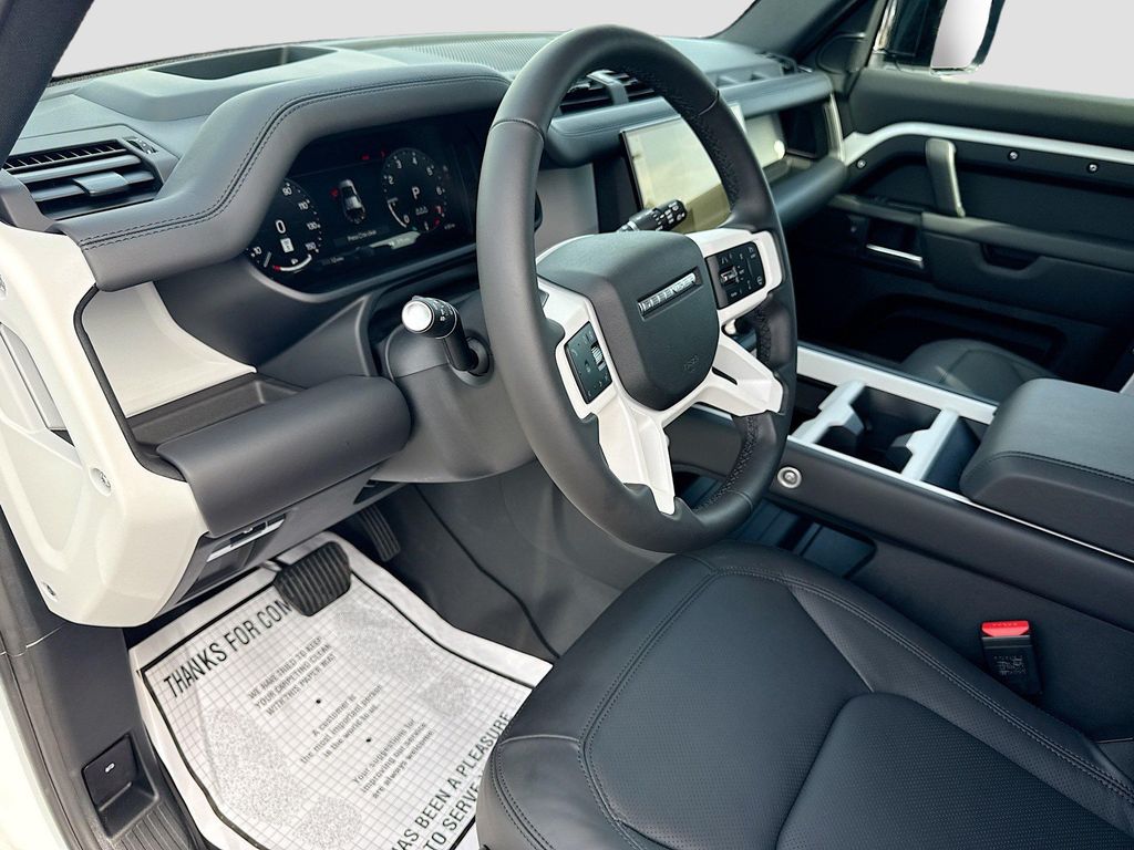 صورة مصغرة 26 لـ 2026 LAND Rover DEFENDER P400 X-DYNAMIC SE