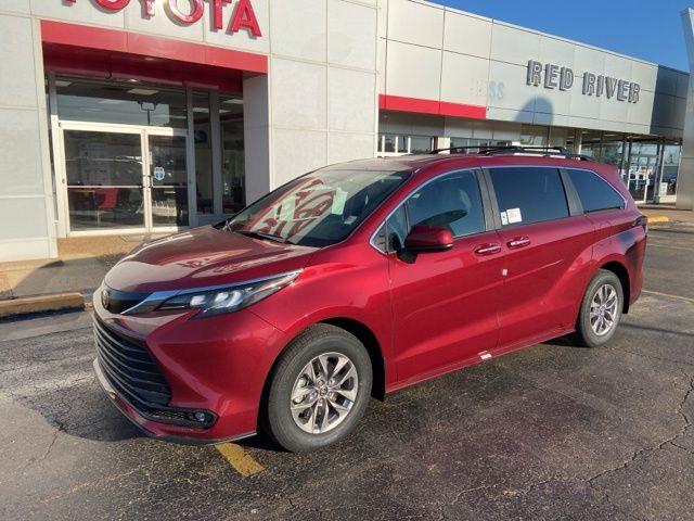 New 2026 Toyota Sienna XLE