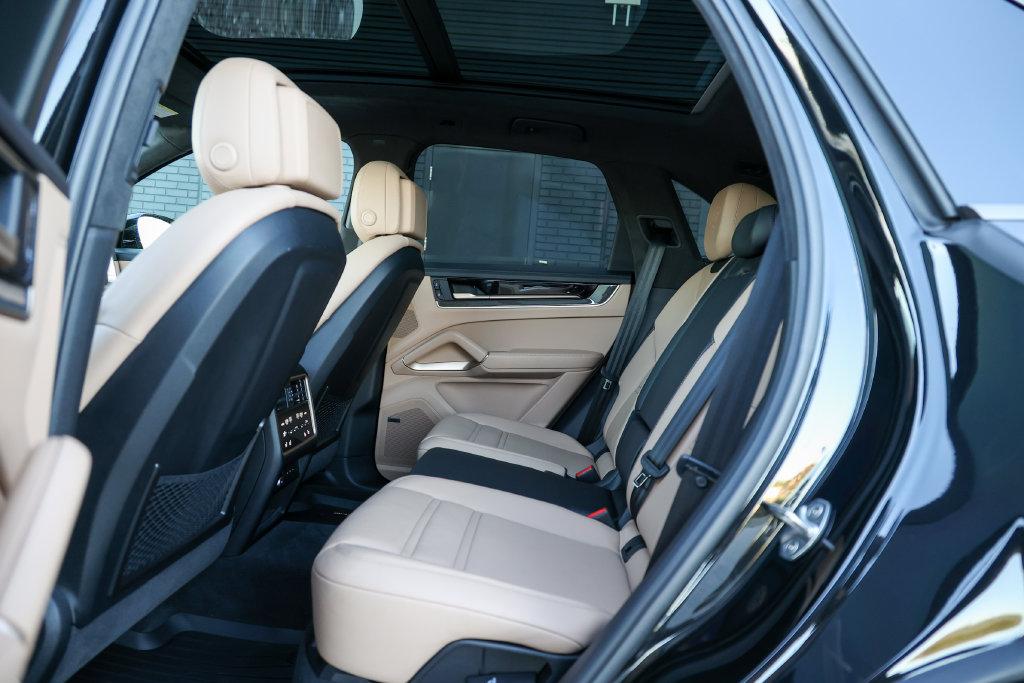 2025 Porsche CAYENNE CAYENNE TURBO E-HYBRID 缩略图 31