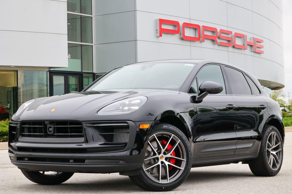 New 2026 Porsche Macan Macan