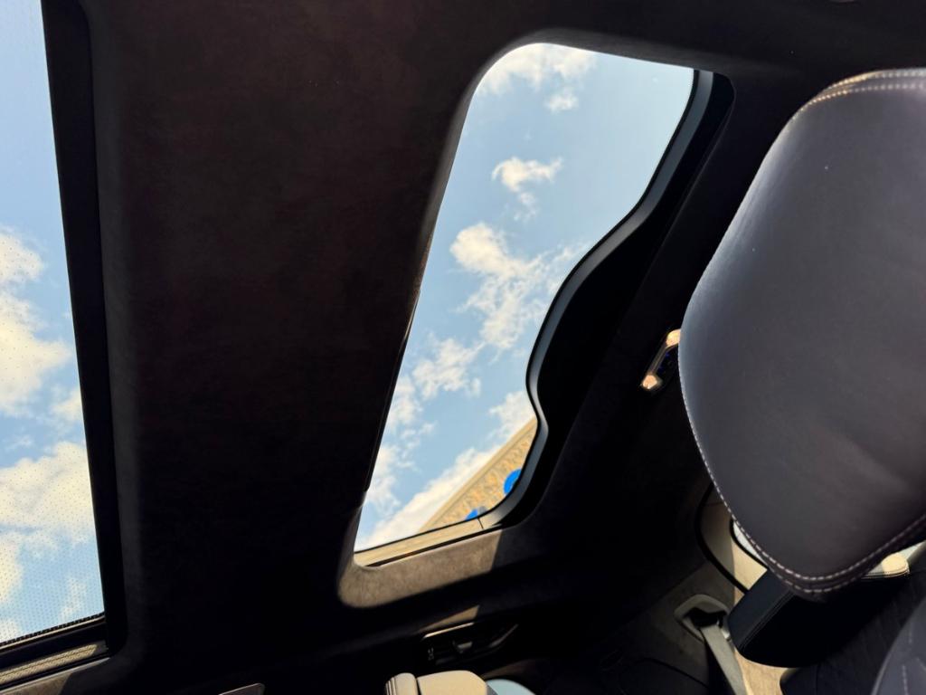 2023 BMW X7 M60I thumbnail 27