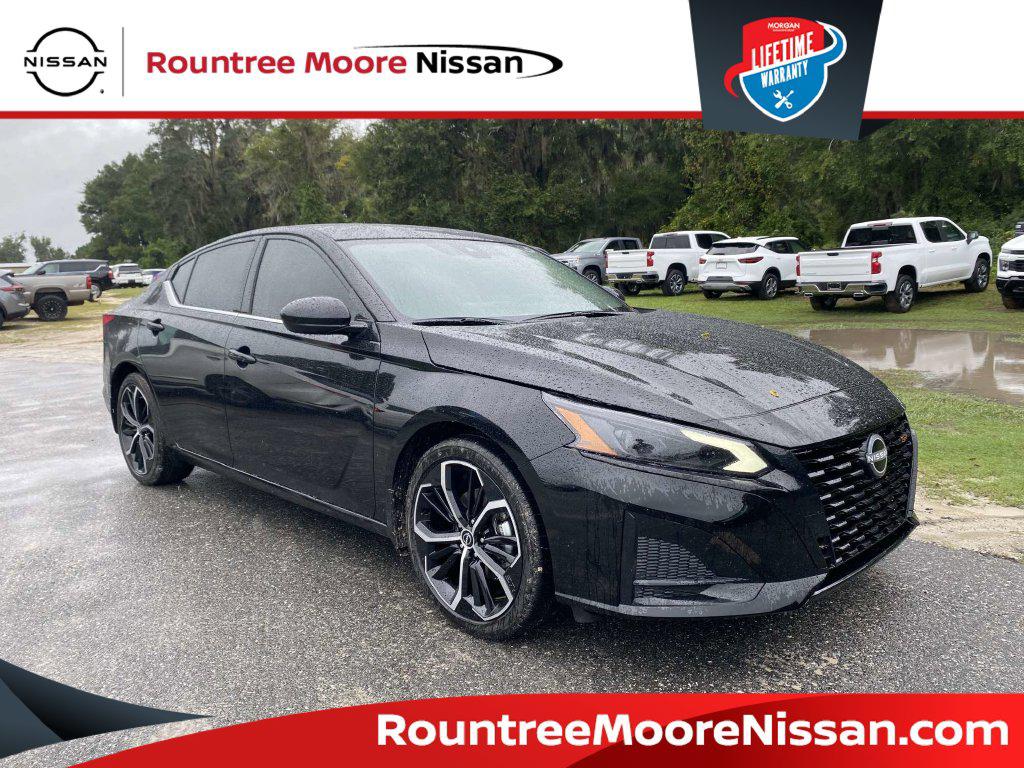New 2026 Nissan Altima SR FWD