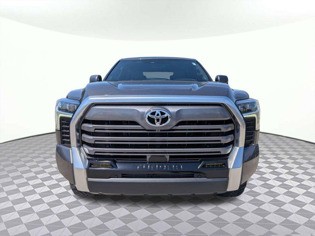 TOYOTA TUNDRA - 8