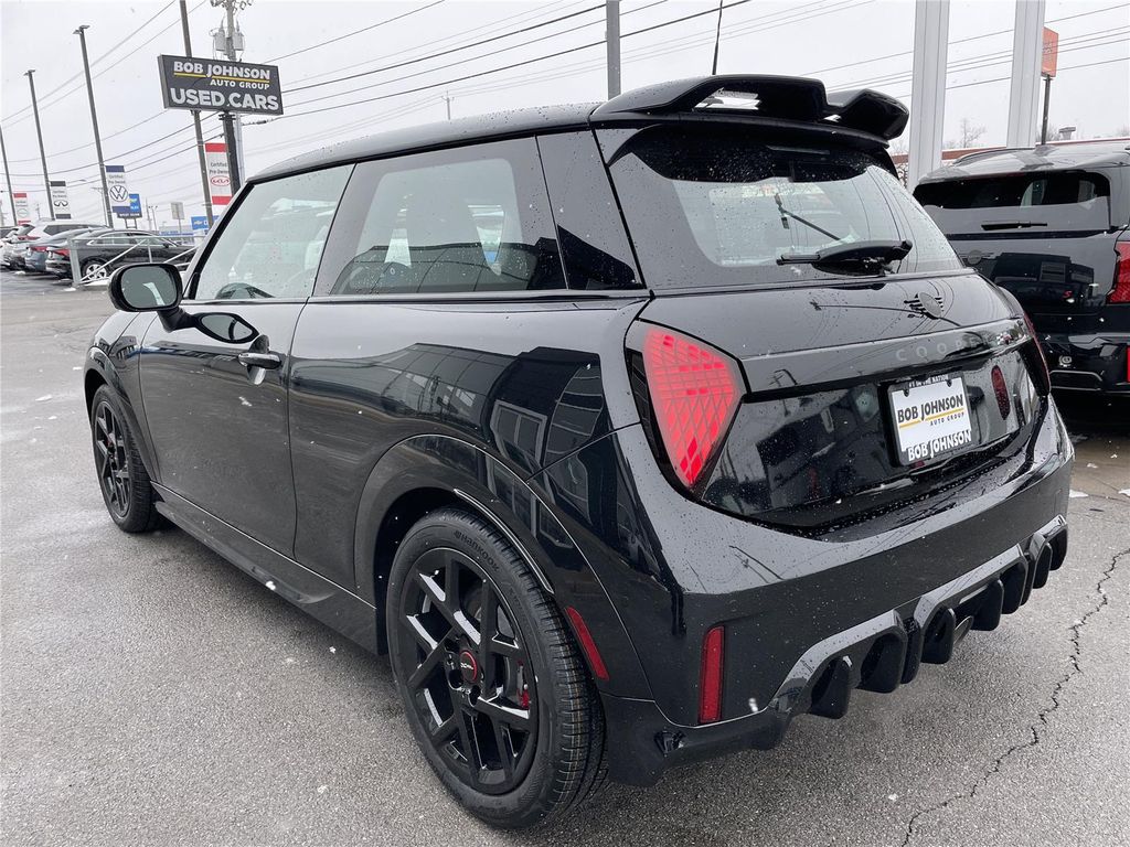 صورة 6 لـ 2026 MINI HARDTOP JOHN COOPER WORKS